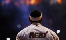 开云体育官方网站-从逆风翻盘到关键先生，爱德华兹如何用魔力终结比赛？