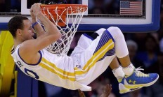 开云体育在线-范弗利特末节锁喉，活塞引擎终被公牛稳稳拆解