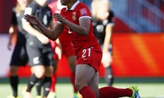 开云体育在线-包含新西兰女足遭遇瑞典强敌，全神贯注的词条