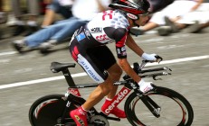 开云官网-蝴蝶效应，从库尔图瓦的神之左臂，到日本的横梁过关，再到曼联的漫长重建