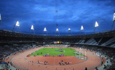 开云体育app-红土与草地的交响，当辛纳点燃超越赛场的火花