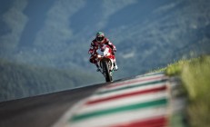 开云体育中国-平行时空的绿茵场，当戈麦斯成为日本足球的天外来客