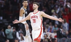 开云体育下载-活塞全队发威，大胜马刺卫冕成功的简单介绍