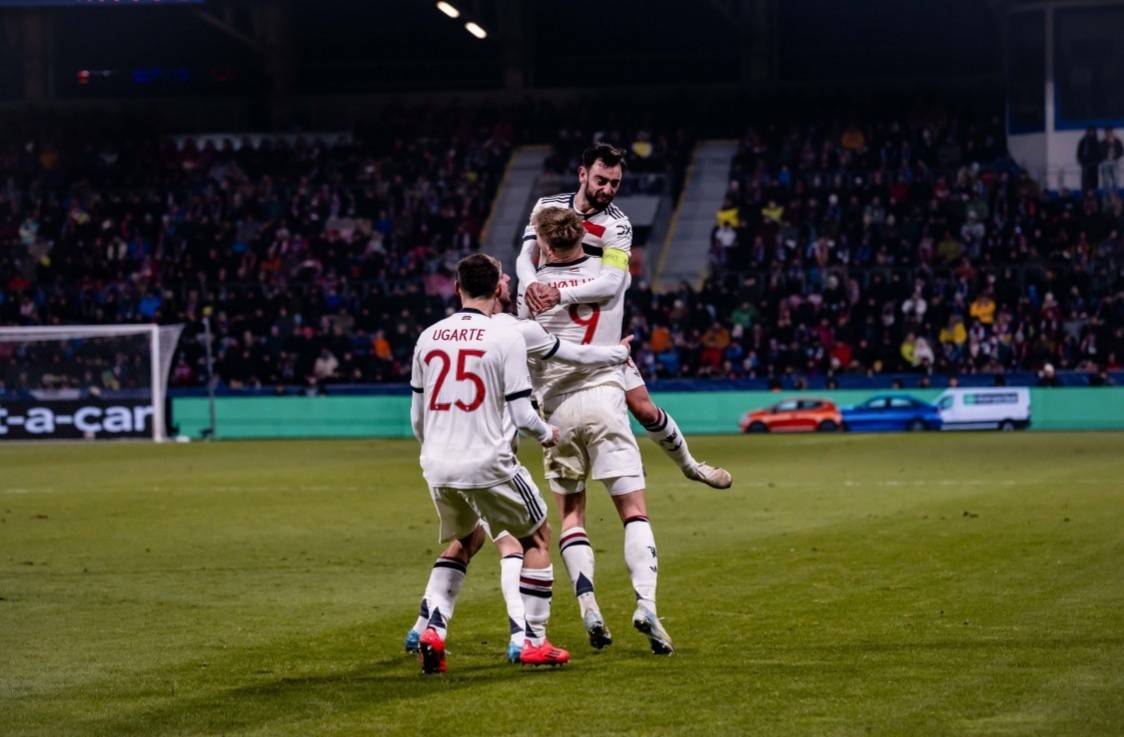 巴塞罗那客场战平卢多戈雷茨，科曼解围成功的简单介绍