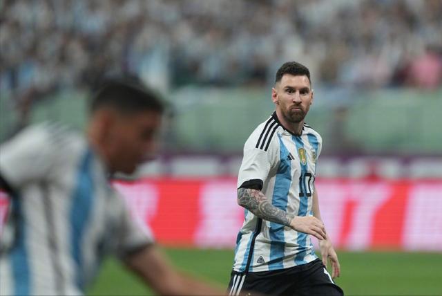 不来梅球队在比赛中表现出色,取胜呐喊的简单介绍 不来梅球队在比赛中表现出色,取胜呐喊的简单介绍