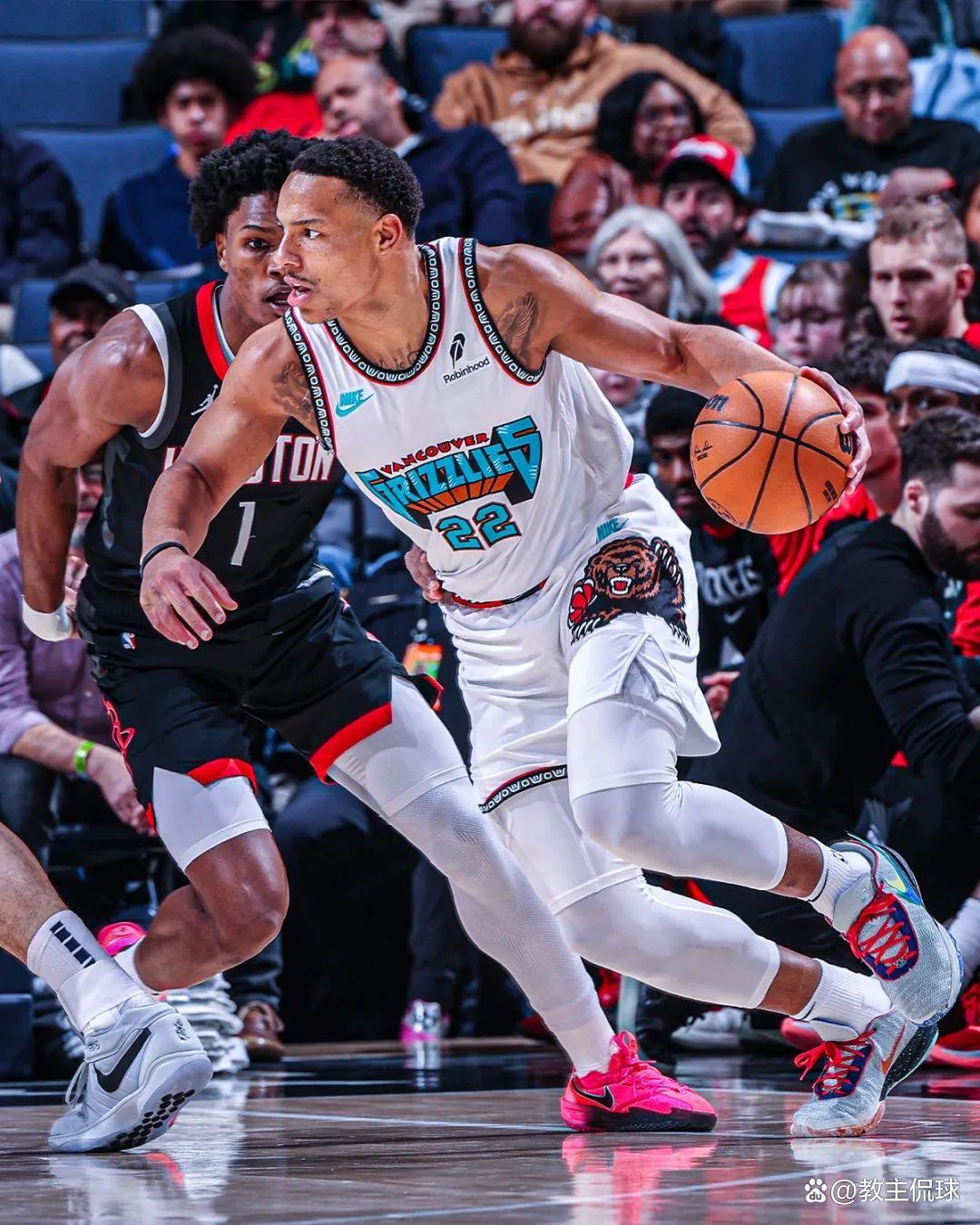 灰熊主场力克篮网，提前锁定季后赛资格