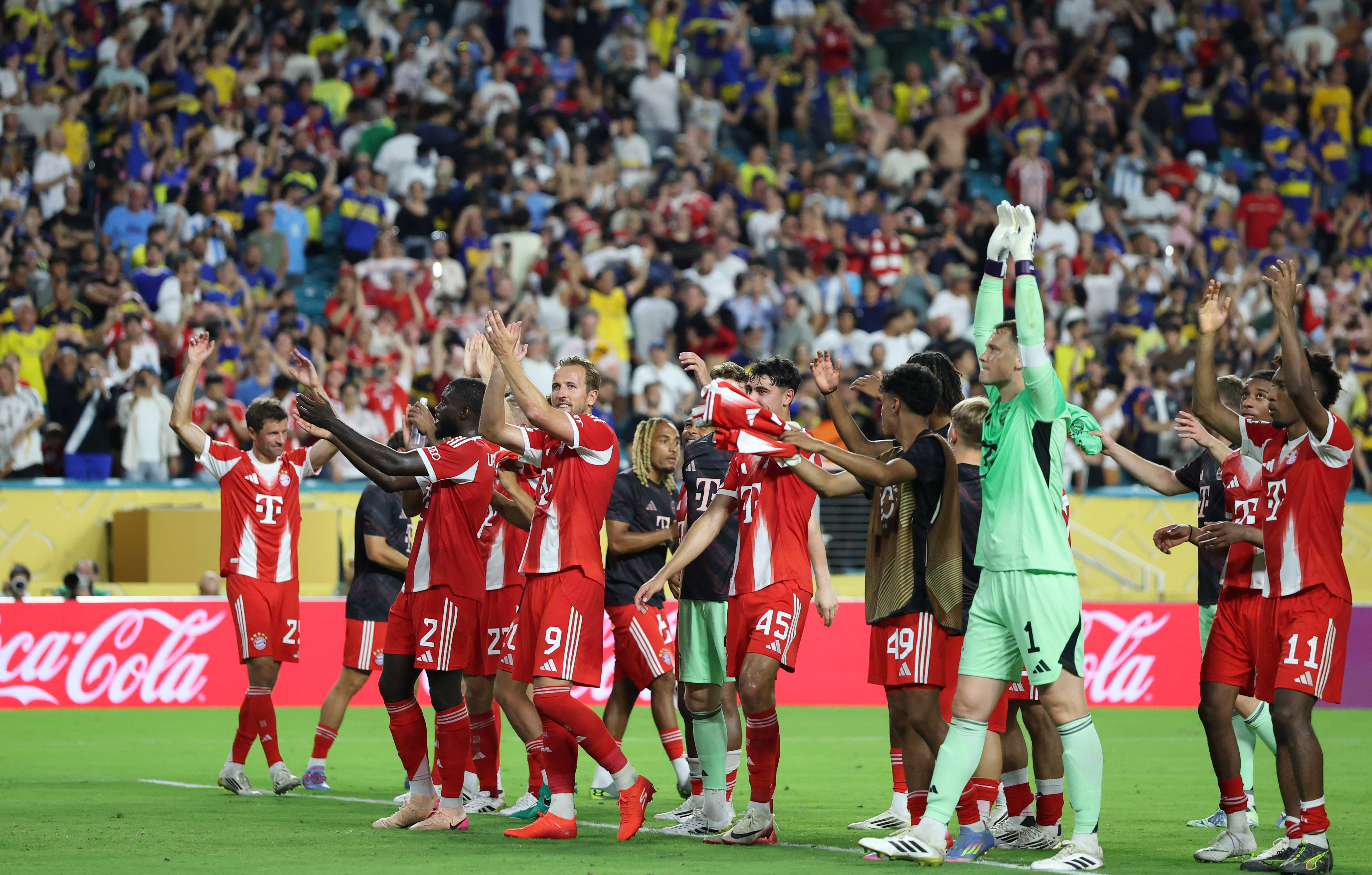 拜仁慕尼黑巨星在国际赛场上大放异彩，为国出力